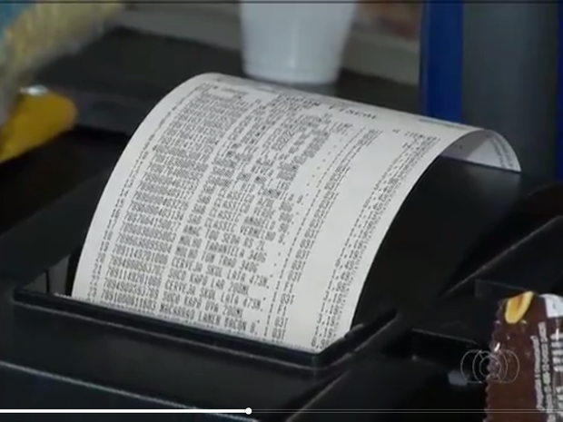Falta de emiss&atilde;o de cupom fiscal est&aacute; entre irregularidades (Foto: Reprodu&ccedil;&atilde;o/TV Anhanguera)