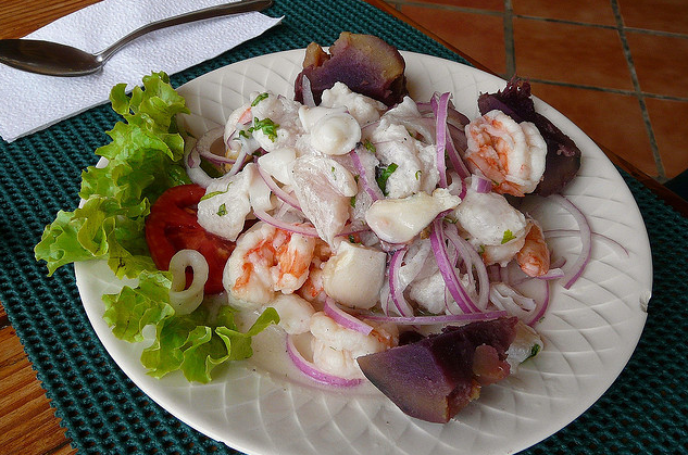 Peru, melhor gastronomia das Américas. Foto, Ceviche, com frutos do mar marinados, um dos pratos mais solicitados Peru, melhor gastronomia das Américas. Foto, Ceviche, com frutos do mar marinados, um dos pratos mais solicitados
