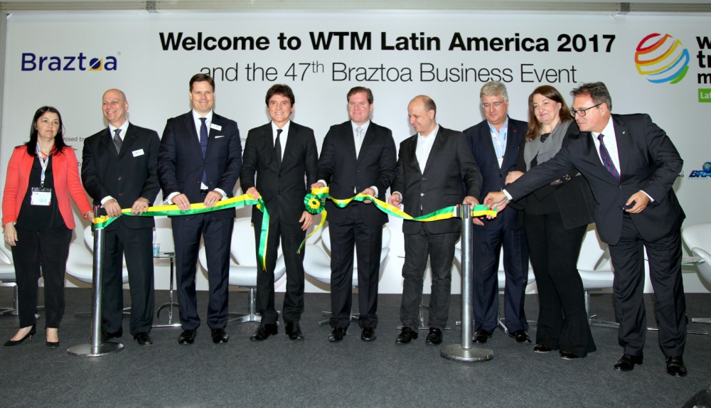 No Expo Center Norte em São Paulo em sua quinta edição a WTM-LA (World Travel Market LatinAmerica no corte da fita da feira 