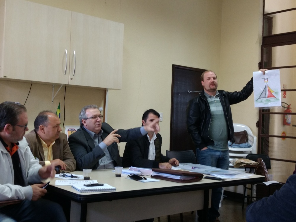 Clique para ampliar Clique para ampliar