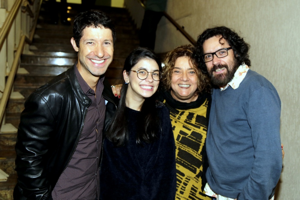 Os atores e amigos , Fabiano Augusto e Barbara Santos  com  Celia Forte (da Assessoria de Imprensa , Morente Forte) e Egberto Simões.