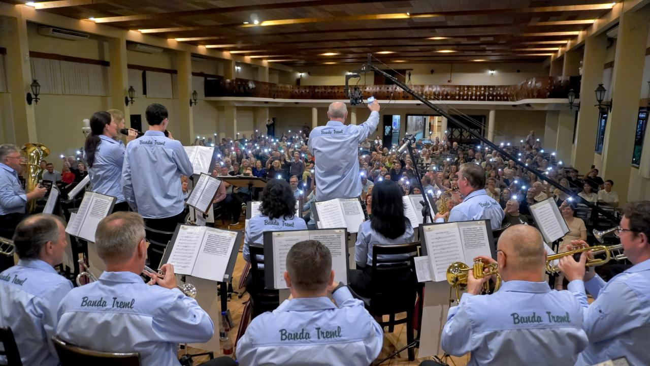 CONCERTO DA BANDA TREML CELEBRA  TRADIÇÃO COM RITMO E EMOÇÃO