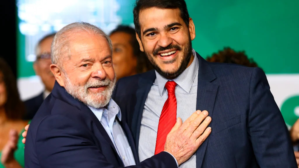 Lula quer insistir na indicação de Messias ao STF
