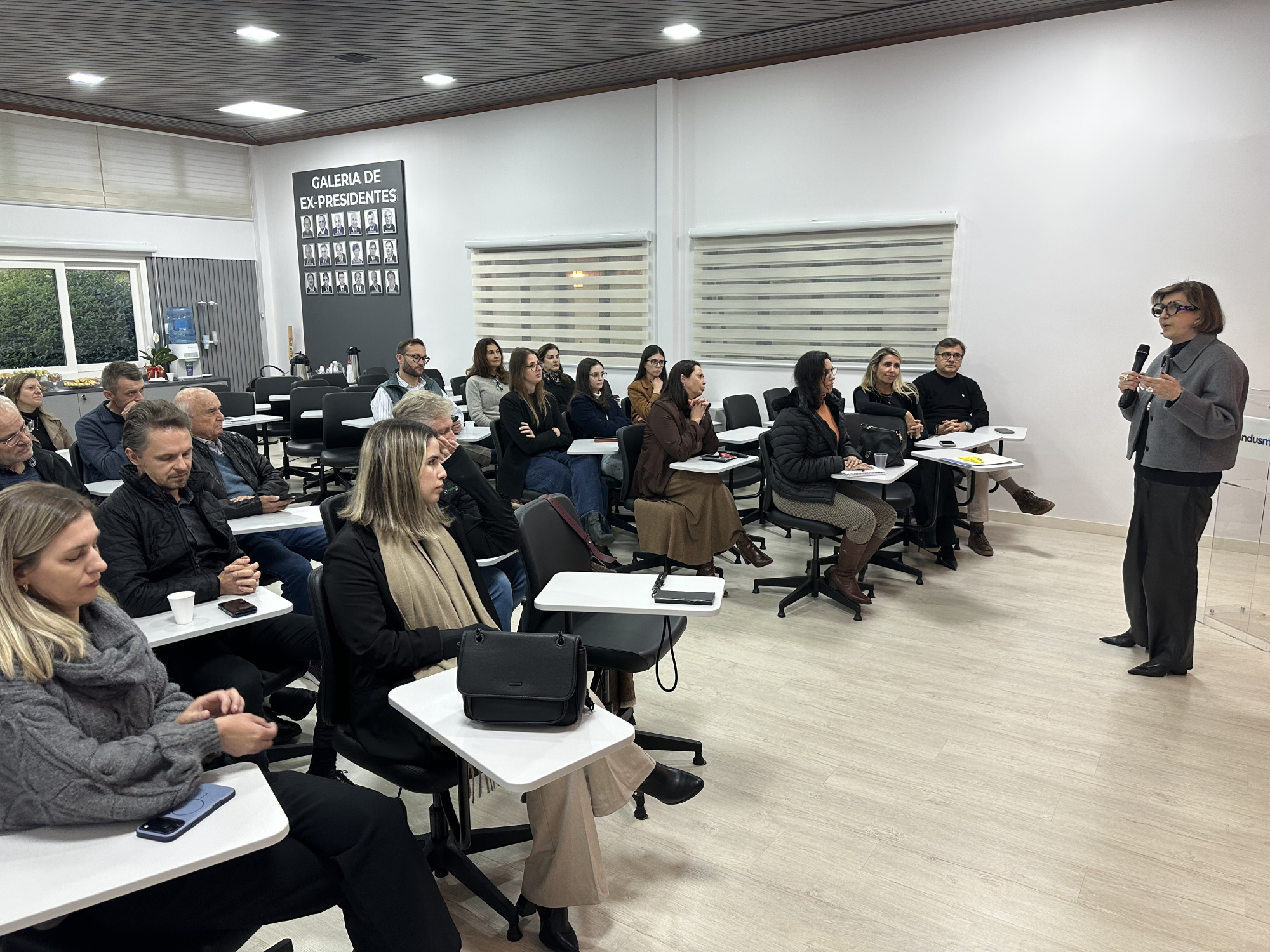 PROJETO QUER ELEVAR    COMPETITIVIDADE DO POLO MOVELEIRO