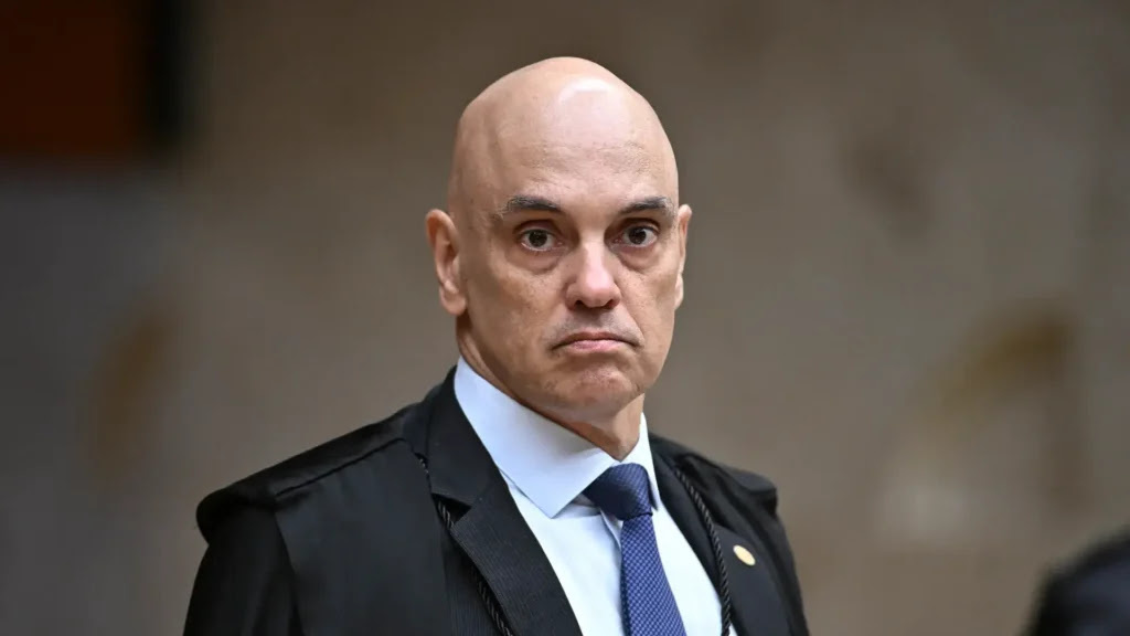 Dividido, STF começa a decidir o futuro de Moraes